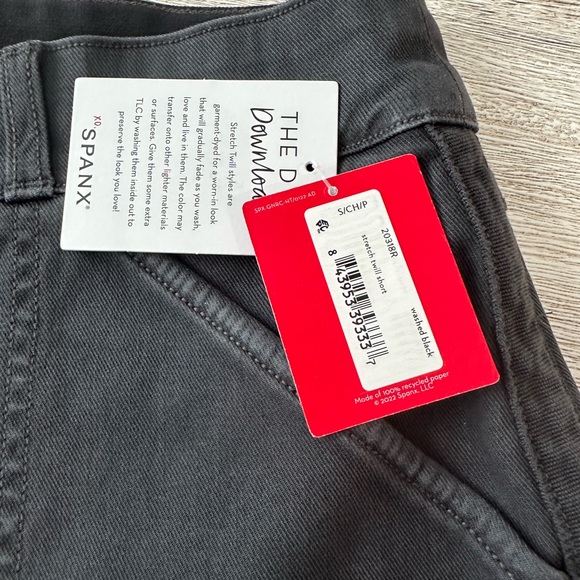 Spanx Stretch Twill Shorts Washed Black Size Small New - Picture 2 of 5